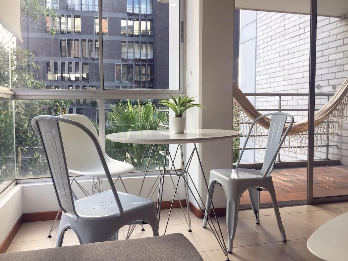 Appartamento Moderno Apartamento Poblado 10 Min Del Lleras Y Provenza Medellín Esterno foto